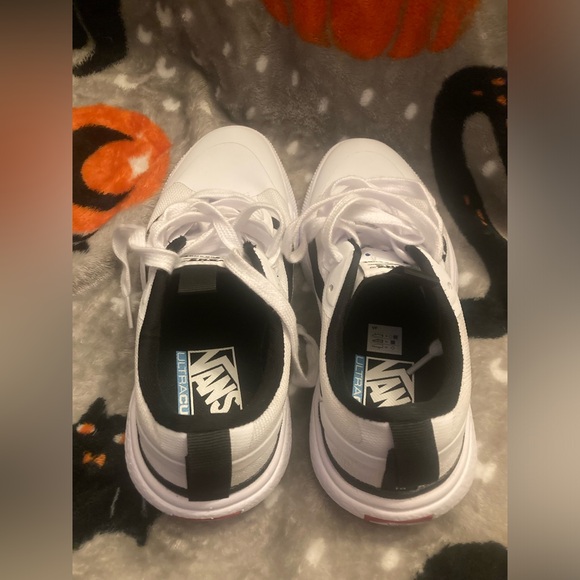 VANS MTE UltraRange EXO Athletic Walking/Running Shoes - Size Mens 4.5/Womens 6 - Picture 5 of 10